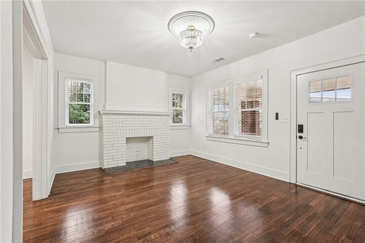 Property Photo: 829 Rose Circle SW GA 30310