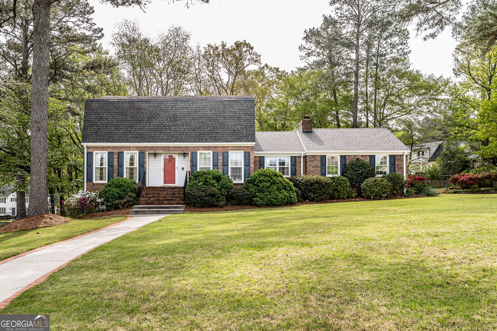 Property Photo: 4 Windemere Lane SE GA 30161