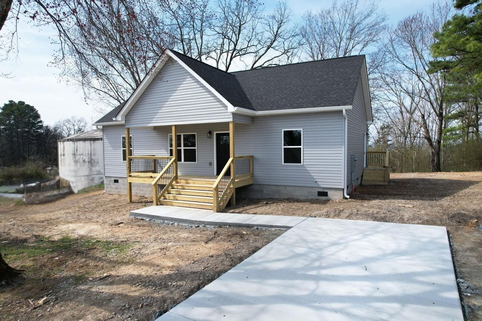 Property Photo:  1205 Sunset Trail NE  TN 37311 