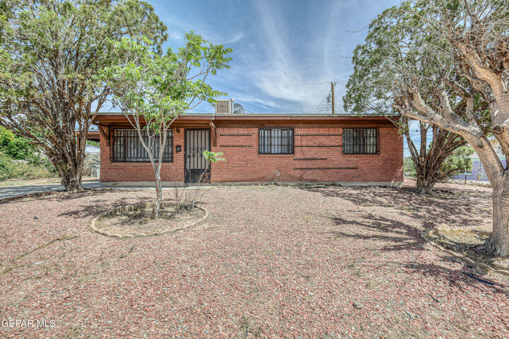 Property Photo: 4209 Hercules Avenue TX 79904