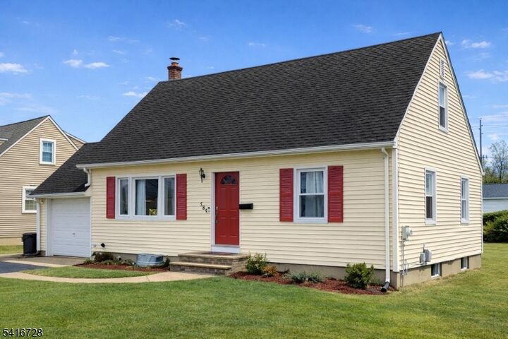 Property Photo:  585 Mountainview Dr  NJ 07063 