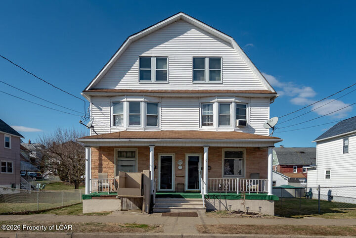 Property Photo:  284 E Grand Street  PA 18634 