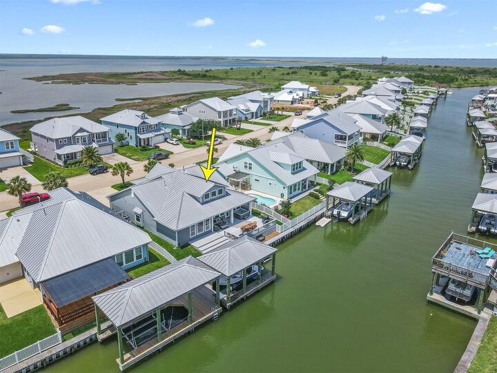 Property Photo:  5125 Allen Cay Drive  TX 77590 