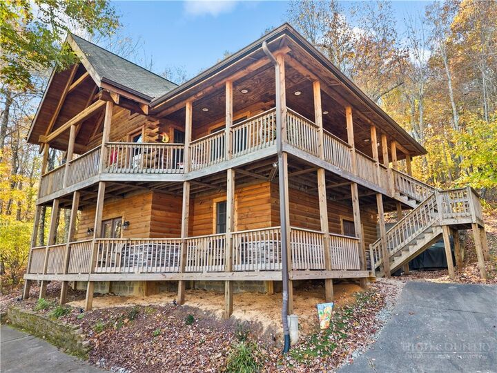 Property Photo:  3043 Junaluska Road  NC 28607 