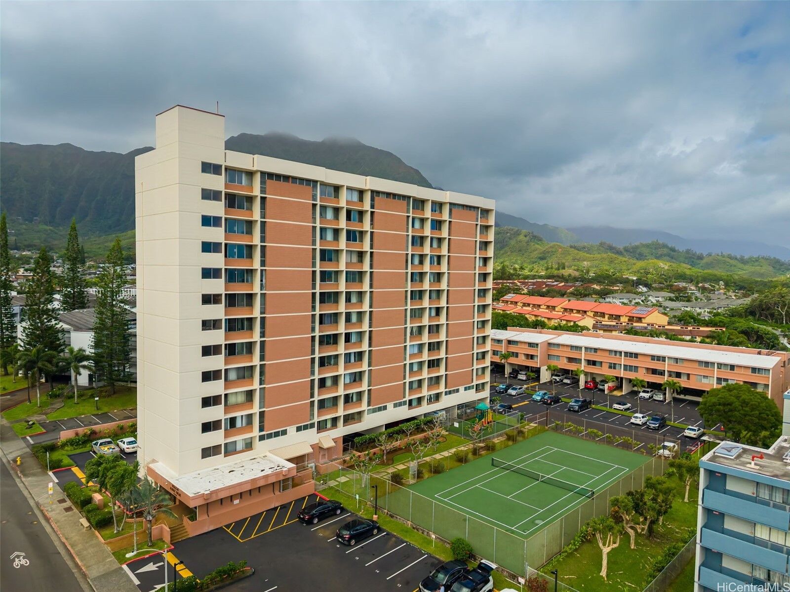Property Photo:  46-255 Kahuhipa Street A1205  HI 96744 