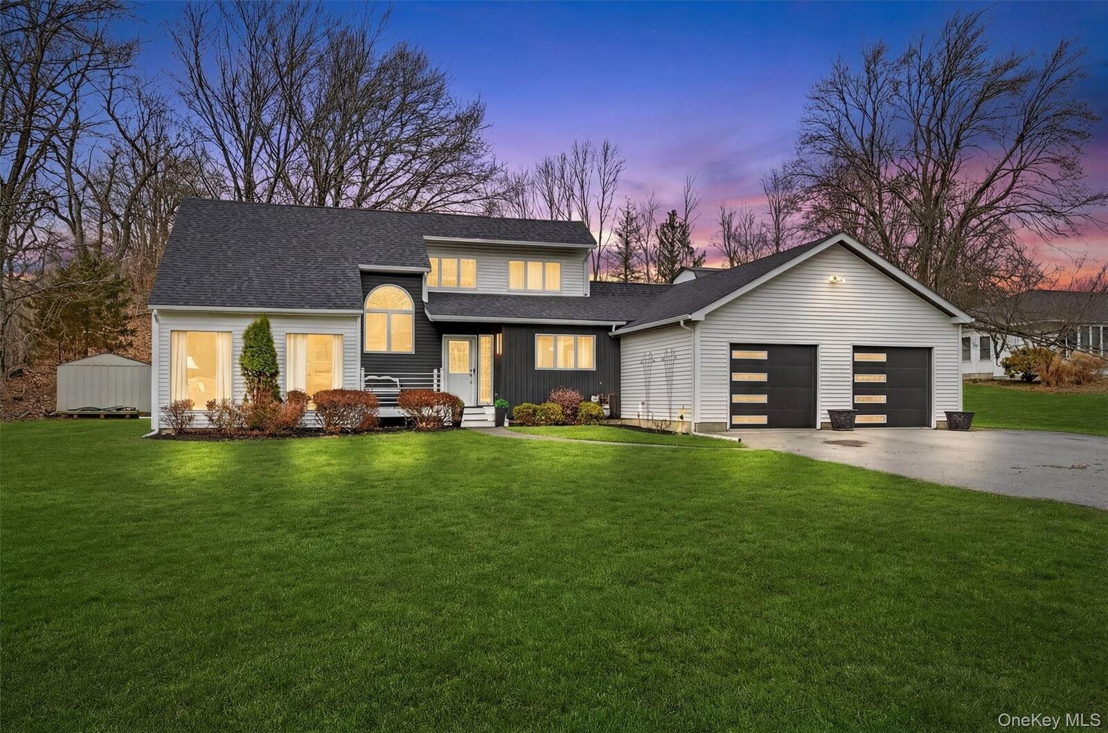 Property Photo:  385 Route 284  NY 10998 