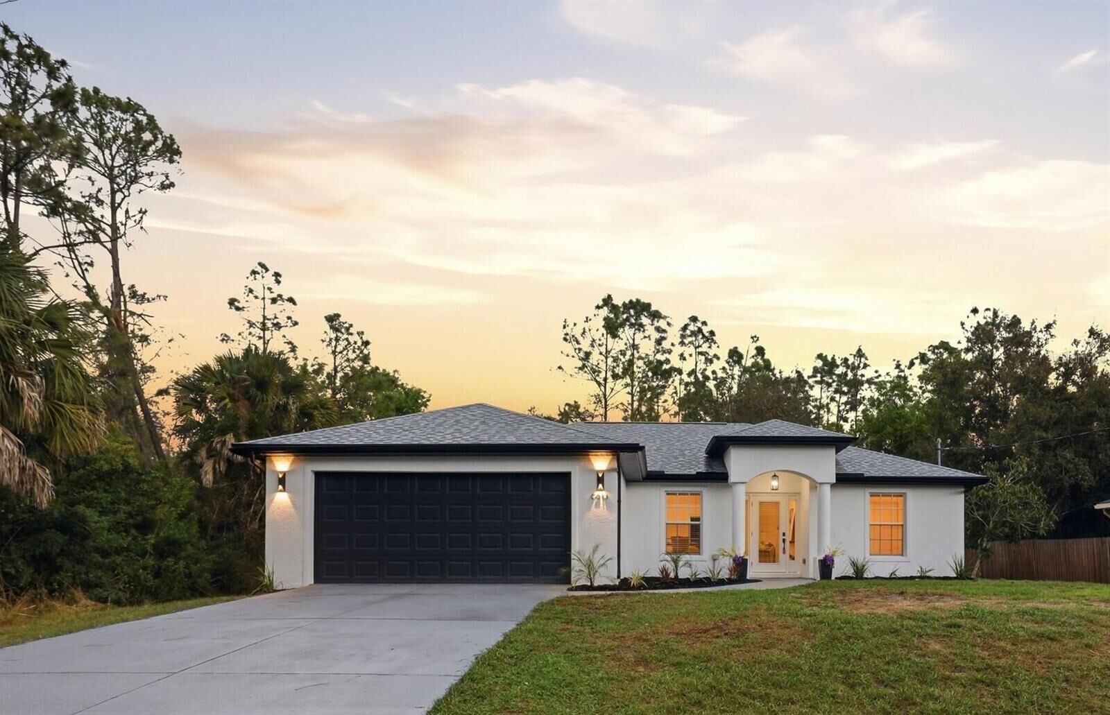 Property Photo:  6316 Bluery Avenue  FL 34291 