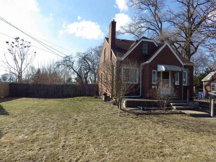 Property Photo:  20829 Doepfer Road  MI 48091 