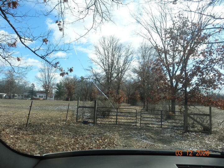 Property Photo:  518 S Oak Avenue  MI 49349 