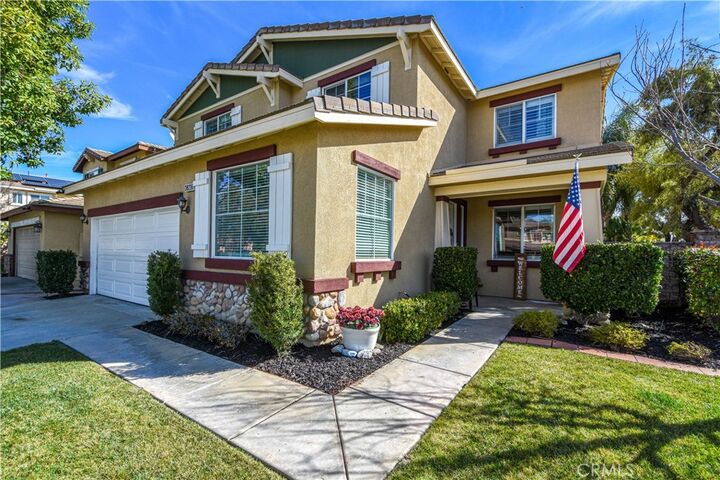 Property Photo: 38236 Hermosa Court CA 92563