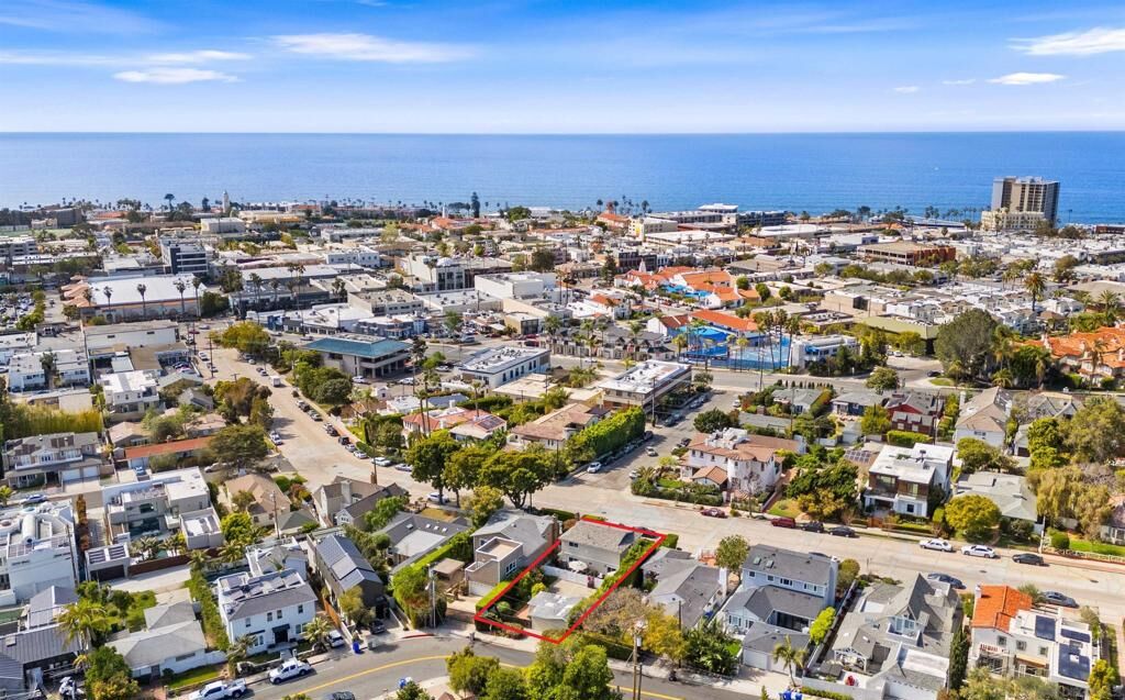 Property Photo:  1221 Virginia Way  CA 92037 