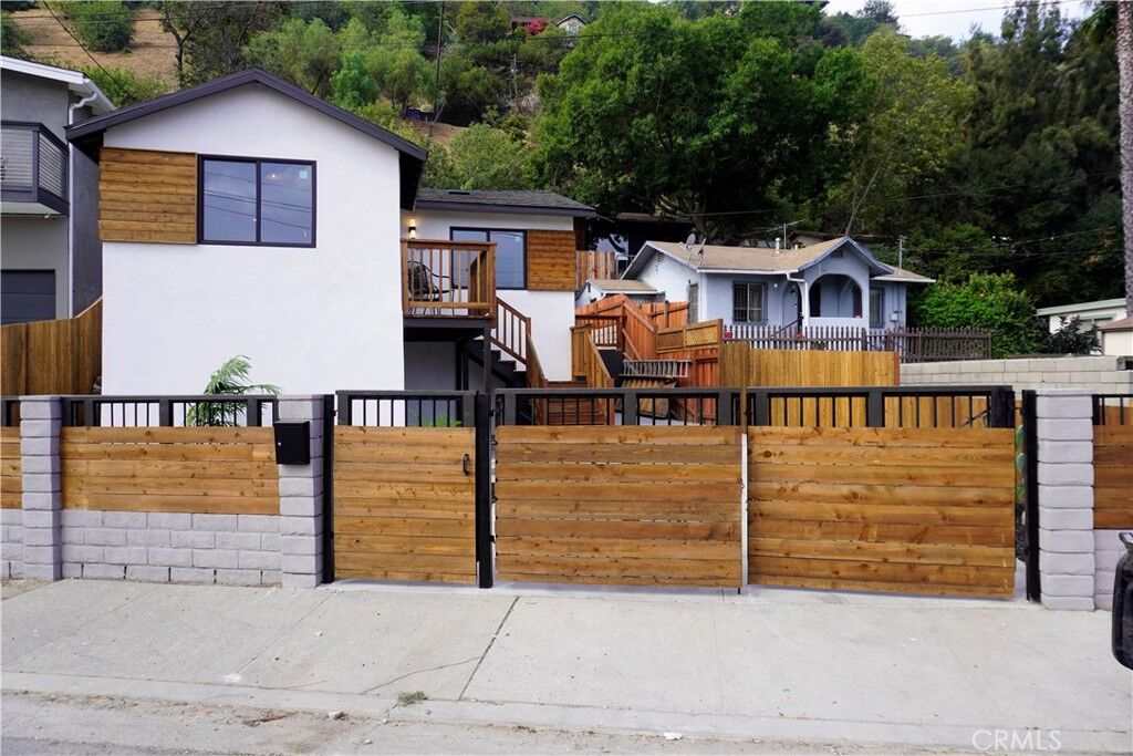 Property Photo:  4847 Marmion Way  CA 90042 