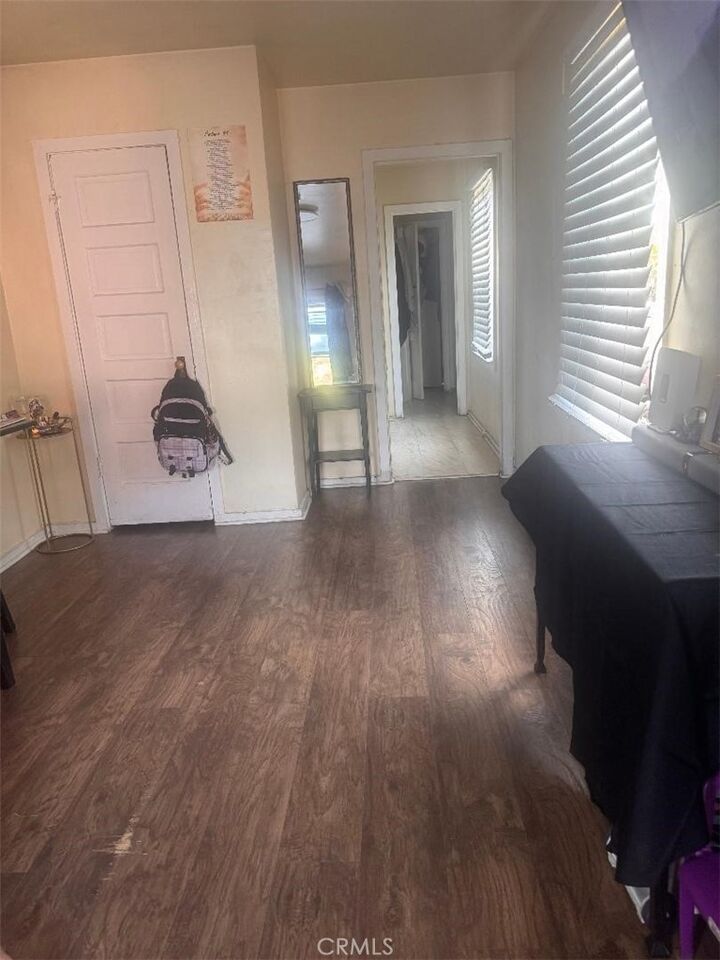 Property Photo: 920 E 48th Street CA 90011