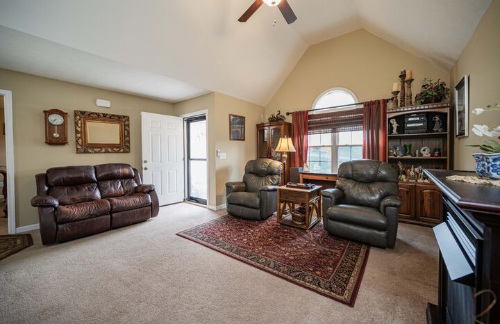 Property Photo:  42 Auburn Hills Dr  TN 37190 