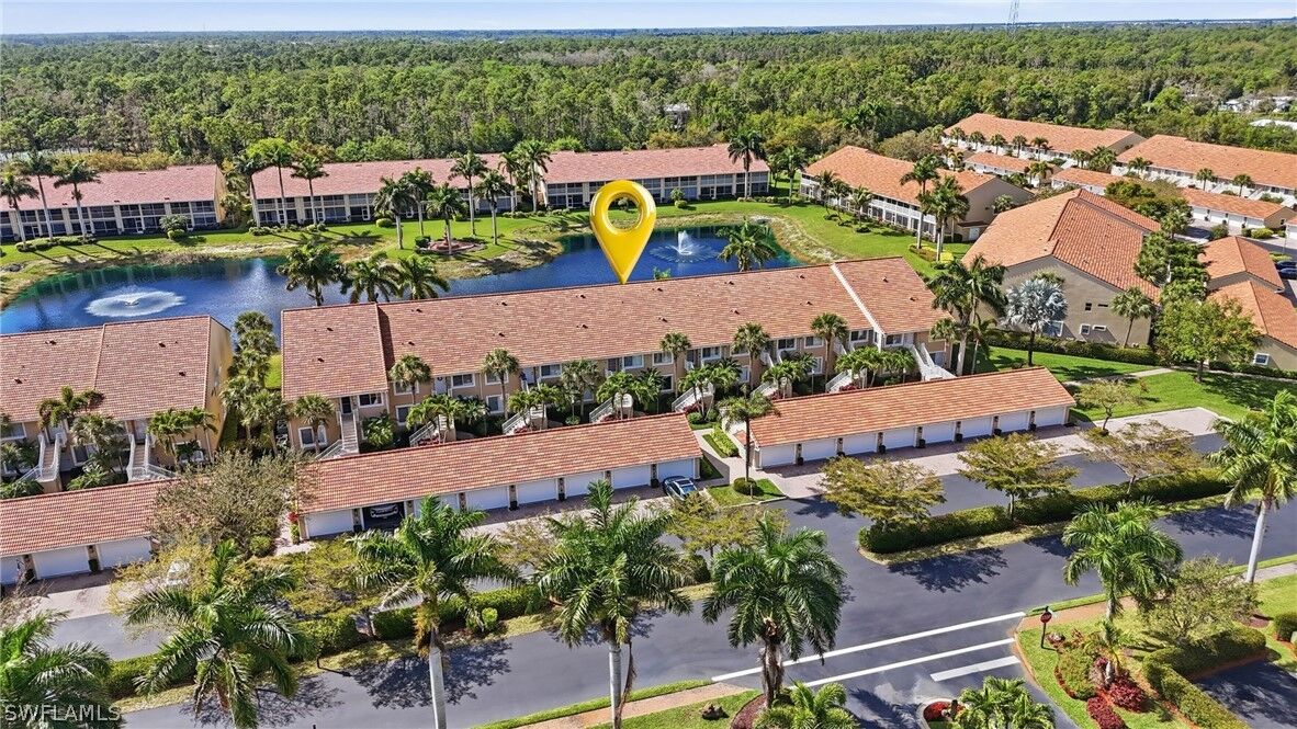 Property Photo:  2386 Magnolia Avenue 7816  FL 34112 