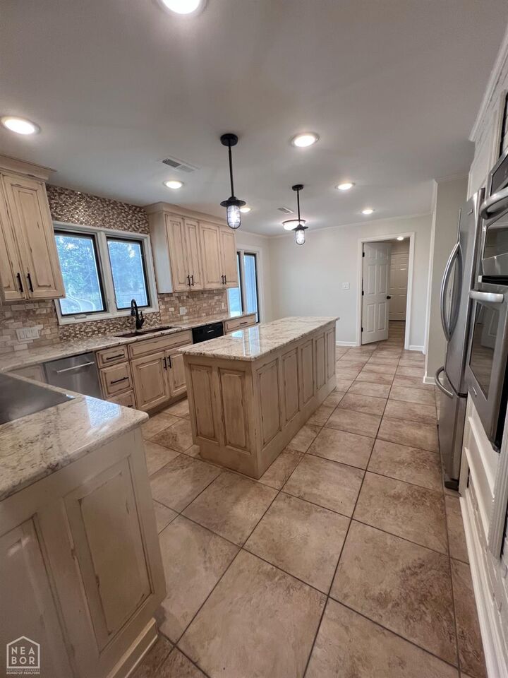 Property Photo:  318 Davis  AR 72442 