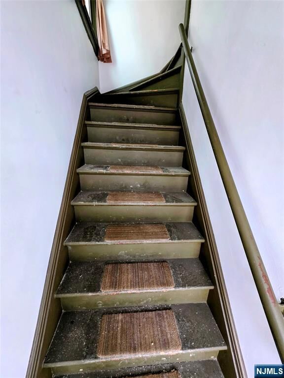 Property Photo:  245 Beech 2  NJ 07032 