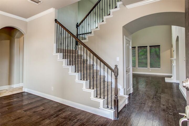 Property Photo:  6810 Historic View  TX 75236 