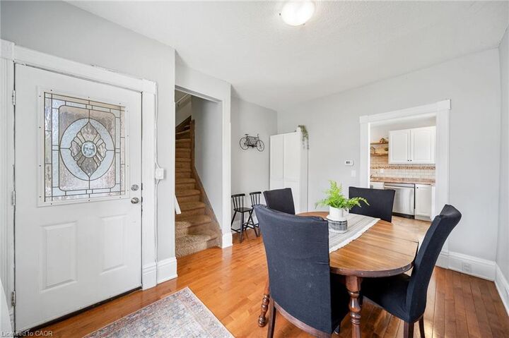 Property Photo:  3 Lloyd Street B  ON N3S 3E3 