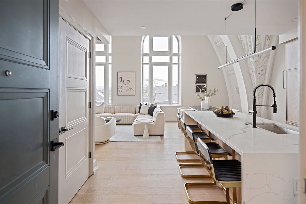 Property Photo:  61 Hall Street Ph 15  MA 02453 