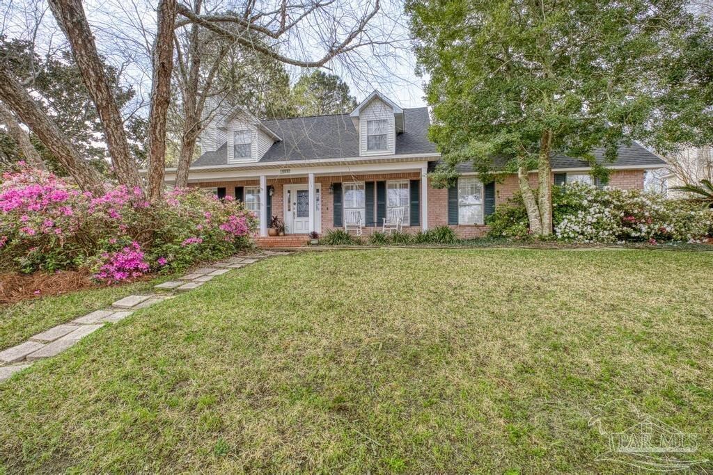 Property Photo: 3039 Keats Dr FL 32503