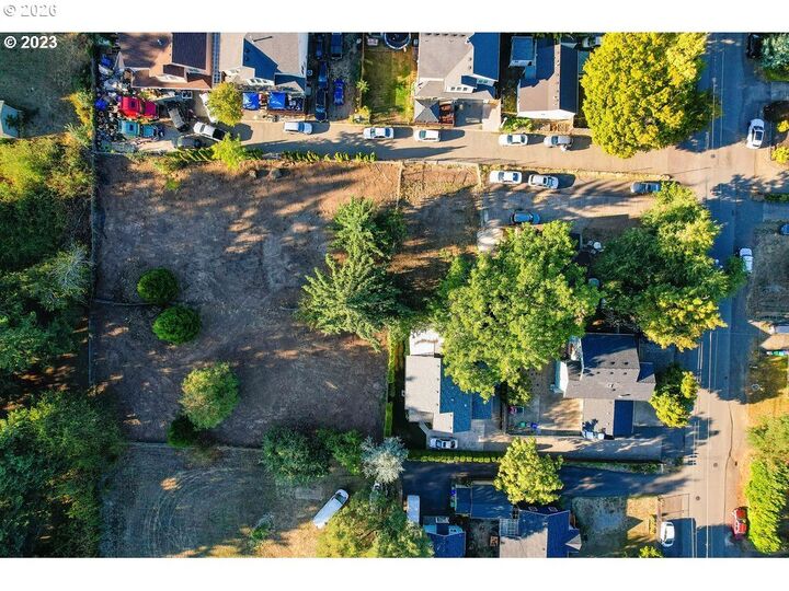 Property Photo:  2737 SE 115th Ave  OR 97266 