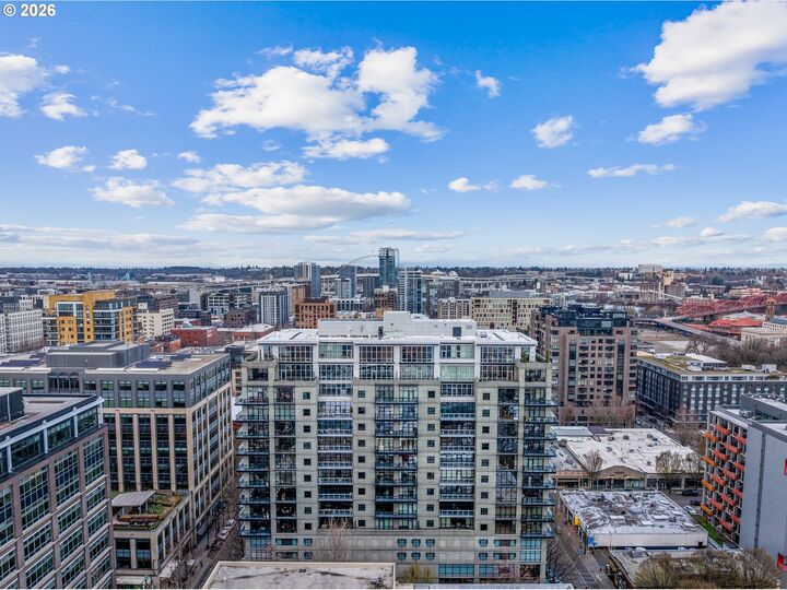 Property Photo:  1025 NW Couch St #1114  OR 97209 