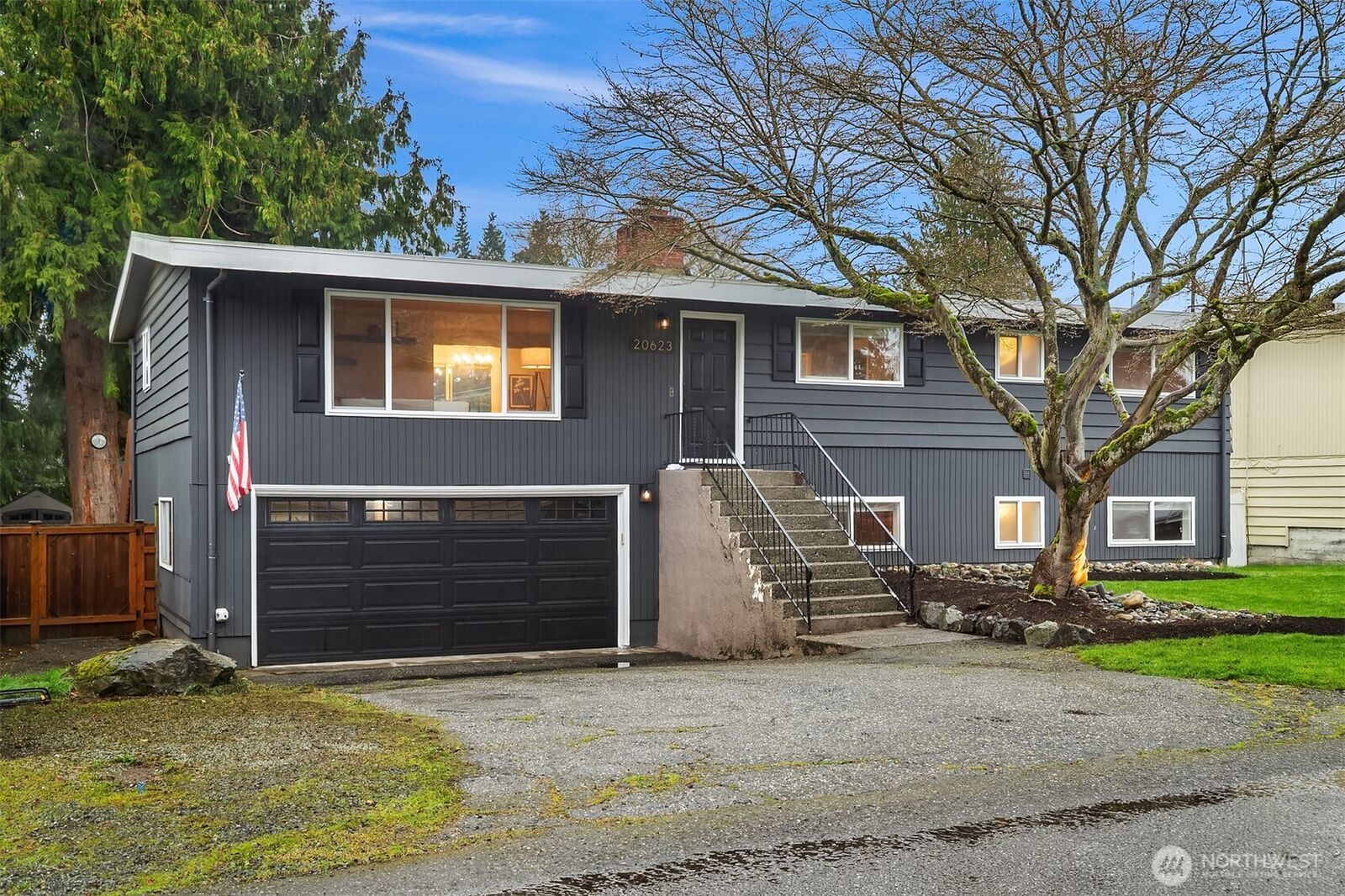 Property Photo: 20623 81st Avenue W WA 98026