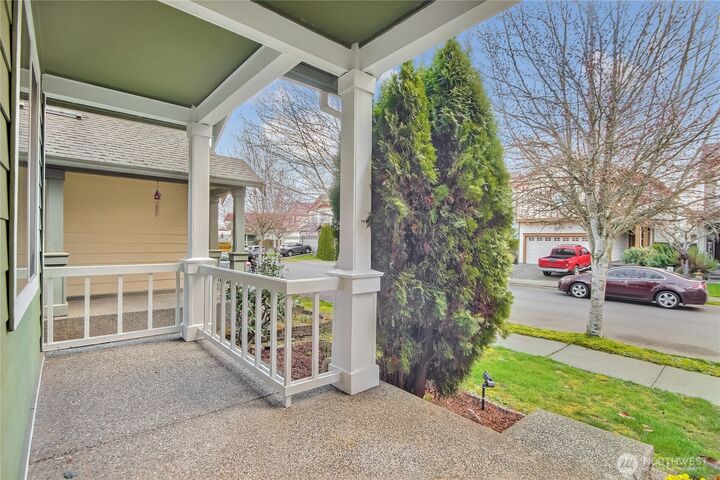 Property Photo:  4036  Tribute Avenue E  WA 98424 