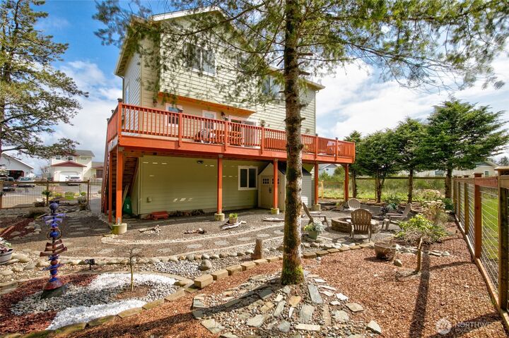 Property Photo: 125 Sunrise Avenue SE WA 98569