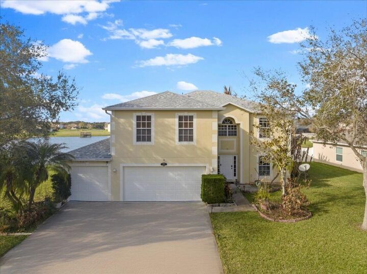 Property Photo: 6052 Ridge Lake Circle FL 32967