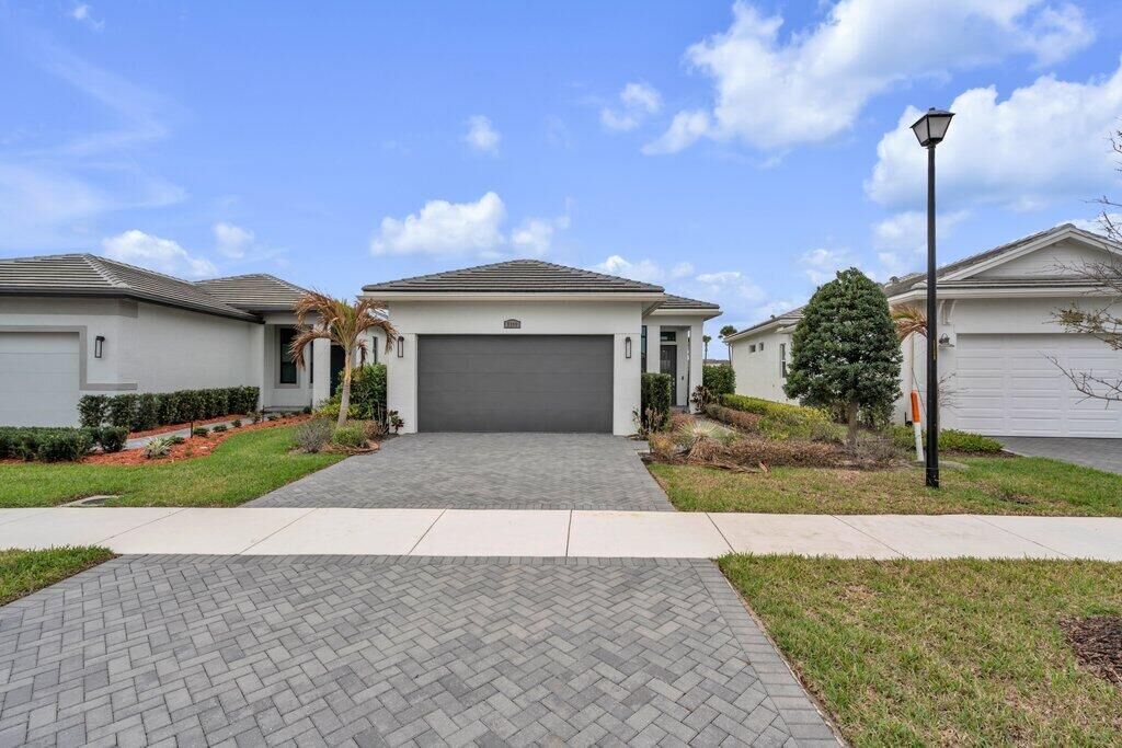 Property Photo:  9399 SW Pepoli Way  FL 34987 