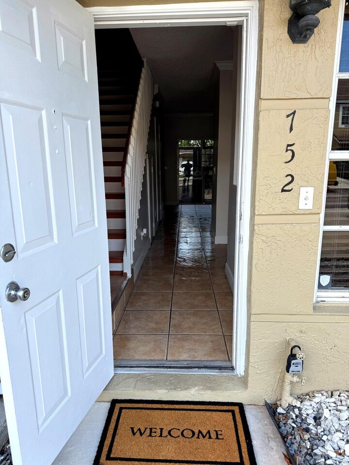 Property Photo:  752 SW 122nd Terrace  FL 33025 