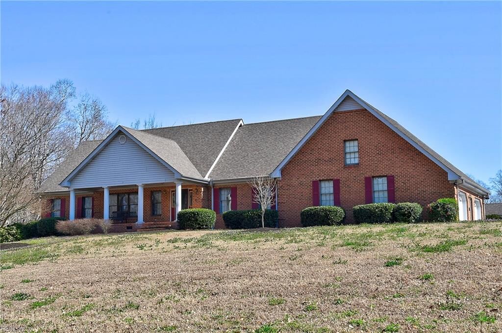 Property Photo: 650 N Liberty Spring Rd VA 23434