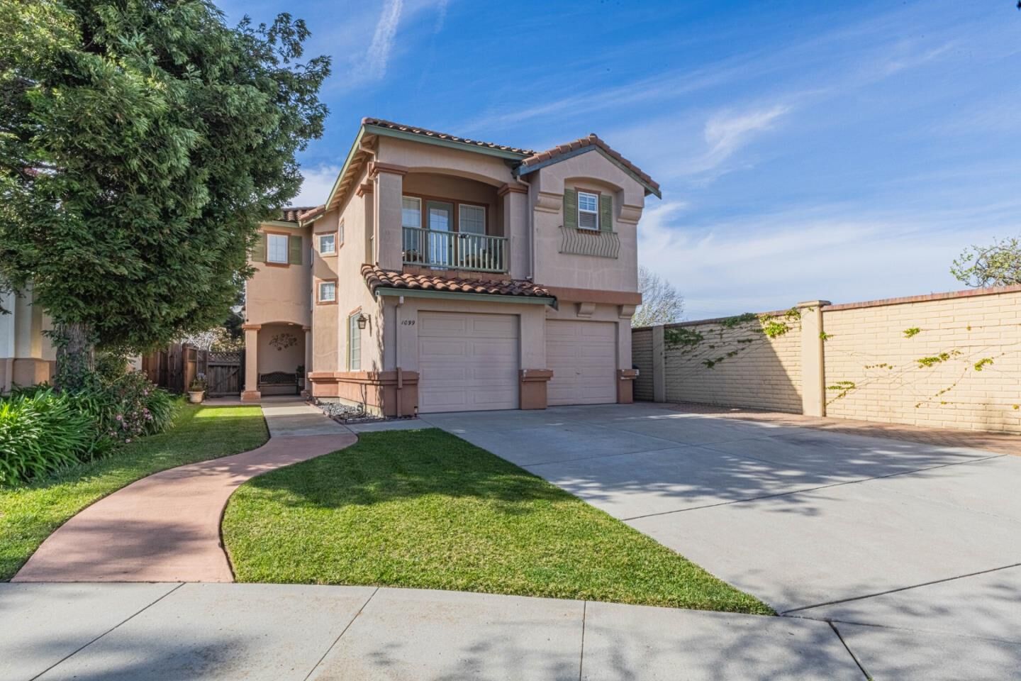 Property Photo:  1099 Twin Creeks Drive  CA 93905 