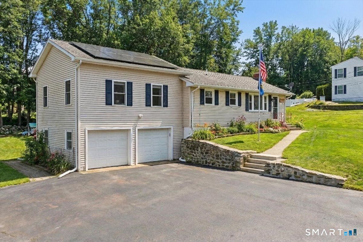 Property Photo:  40 Kenyon Road  CT 06385 