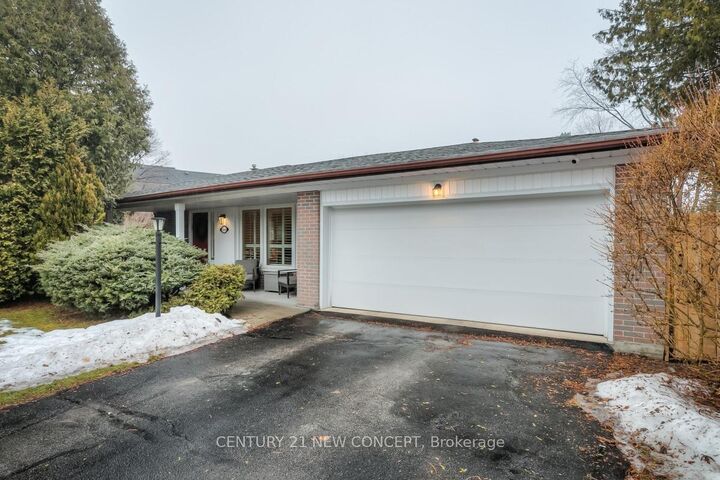 Property Photo:  116 Babcome Drive  ON L3T 1N1 