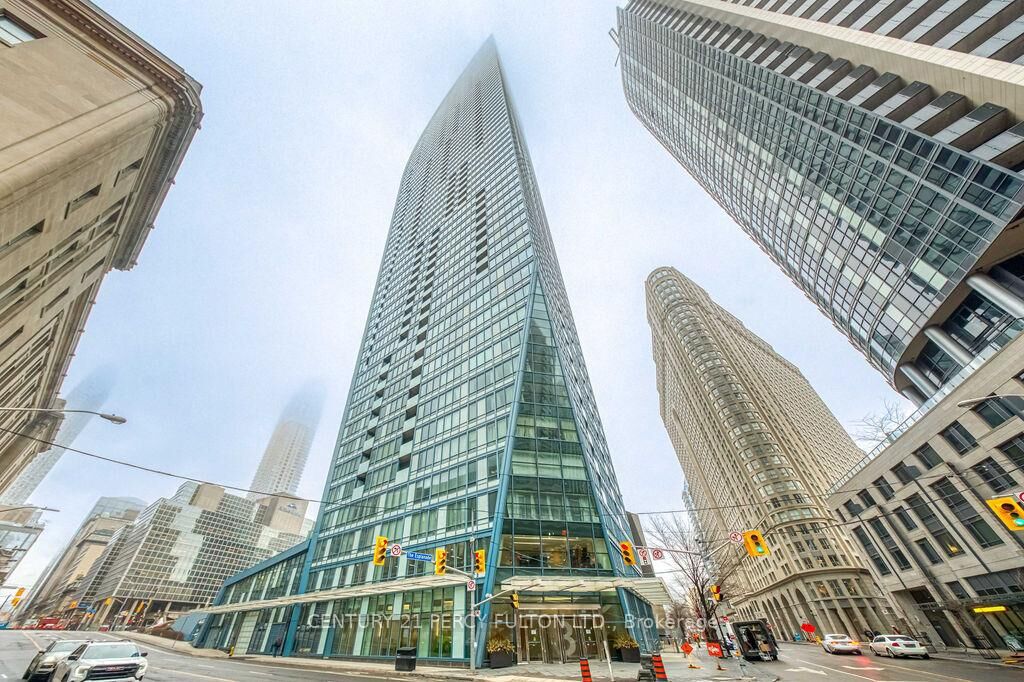 Property Photo:  8 The Esplanade N/A 3506  ON M5E 0A6 