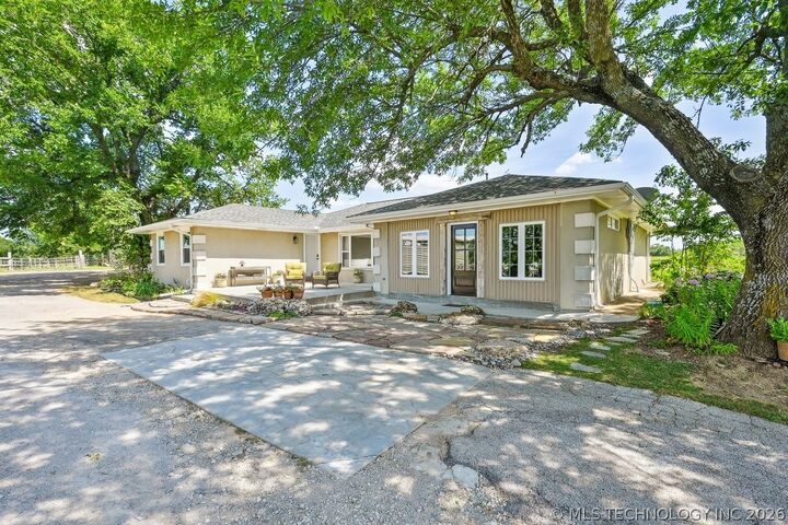 Property Photo:  14223 N Memorial Drive  OK 74021 