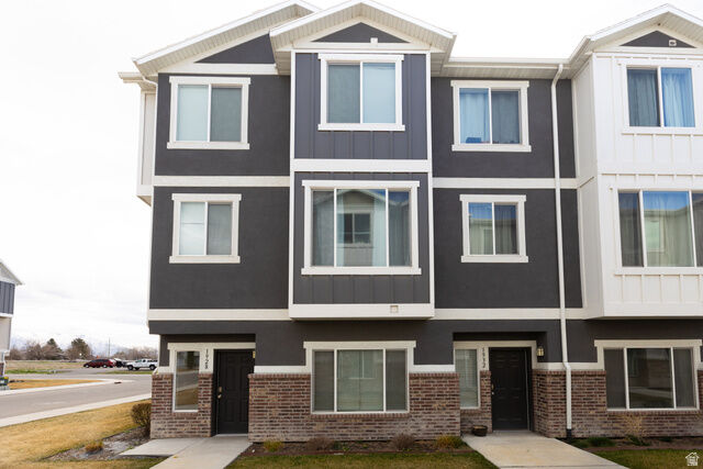 Property Photo: 1928 S 1030 W UT 84058