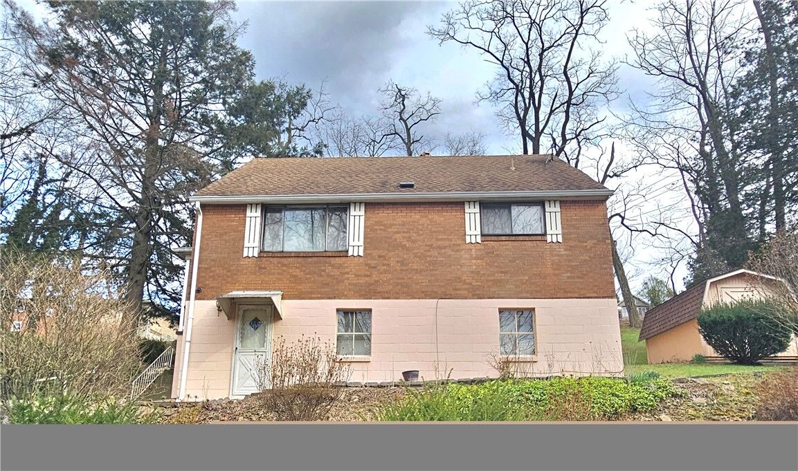 Property Photo:  401 Marvin St  PA 15137 