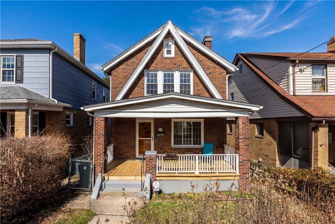 Property Photo:  240 Ridgewood Ave  PA 15229 
