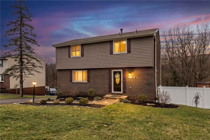 Property Photo:  128 Darnley  PA 15108 