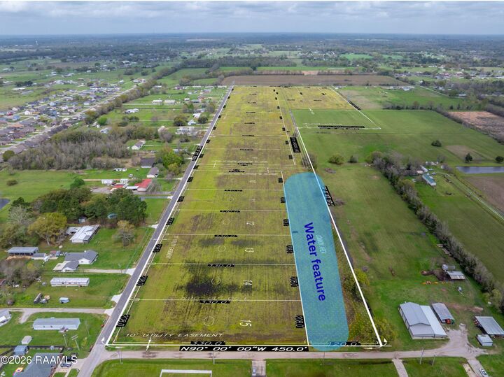 Property Photo:  300 Blk Gayle 1  LA 70520 