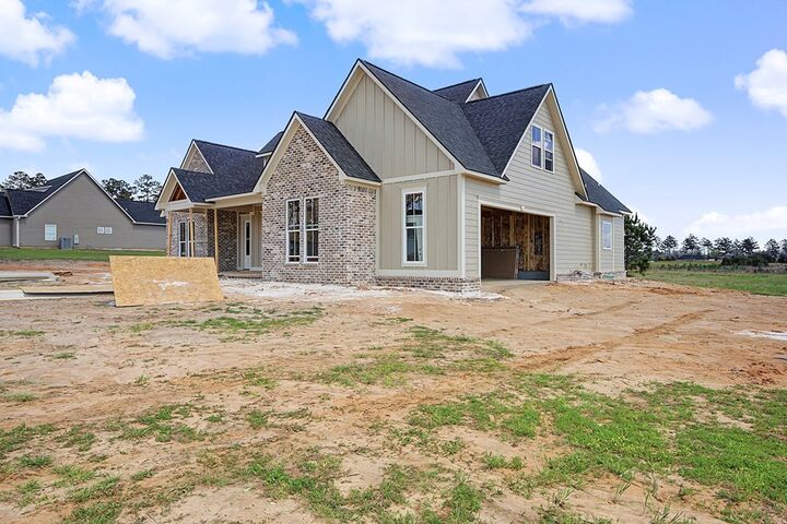 Property Photo: 224 Willow Oak Loop GA 31763