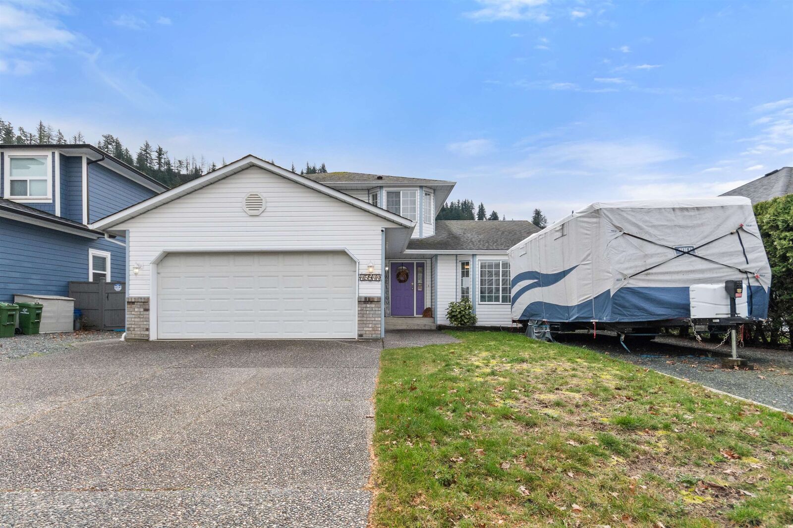 Property Photo:  45944 Thomas Road  BC V2R 3X1 