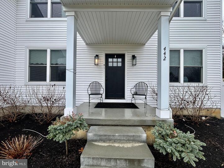 Property Photo:  442 Waterfords Edge Court  NJ 08004 