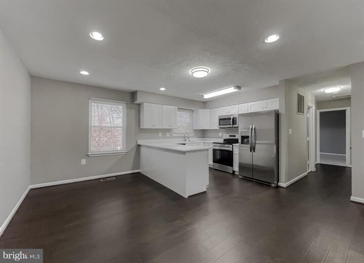 Property Photo:  1016 Hill Road  MD 20785 