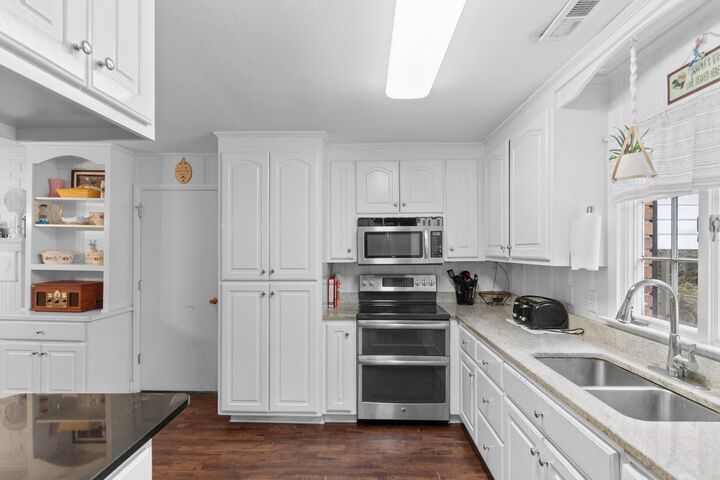 Property Photo:  152 Busbee St.  SC 29526 