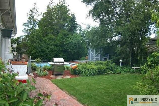 Property Photo:  33 Nickel Avenue  NJ 08872 